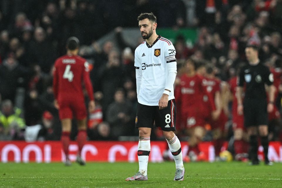 Erik ten Hag Pasang Badan untuk Bruno Fernandes