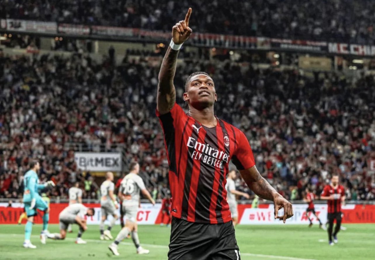 Manchester City Tertarik dengan Rafael Leao, Milan Pasang Harga Rp1 Triliun