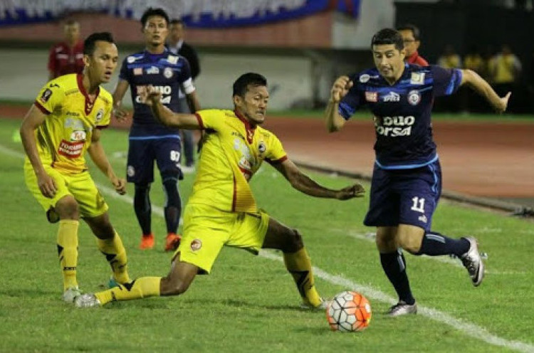 Arema Tahan Imbang Sriwijaya FC 1-1