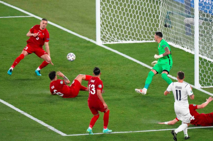 Merih Demiral dan Sederet Gol Bunuh Diri yang Terjadi di Piala Eropa