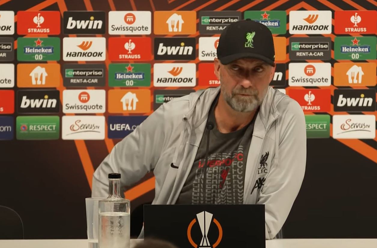 Jurgen Klopp Tak Yakin Skuad Liverpool Bisa Bersaing di Dua Kompetisi