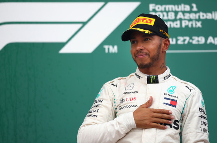 Raih Podium Pertama, Lewis Hamilton Justru Tak Senang
