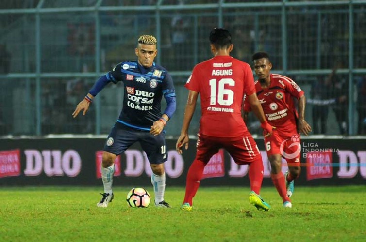 Nasib Cristian Gonzales Masih Digantung oleh Arema