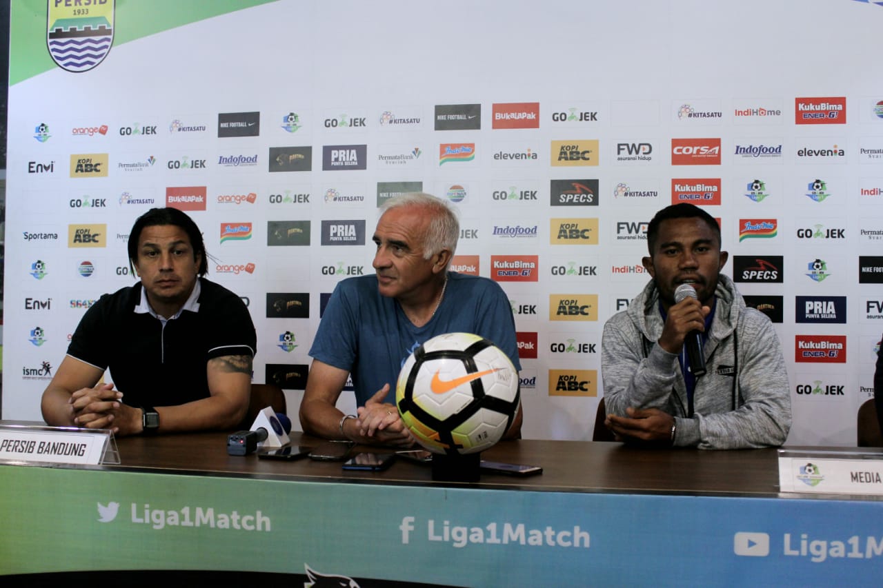 Mario Gomez Pastikan Persib Akan Menang atas Arema FC