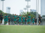 Best Young Player, Ernando Targetkan Clean Sheet saat Persebaya Vs PSM