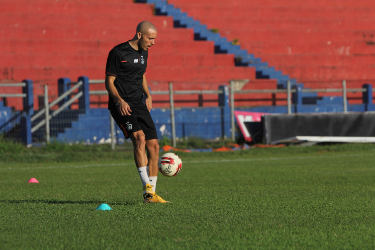 Persik Kediri Pastikan Pencoretan Pemain Asing Hanya Isu Belaka