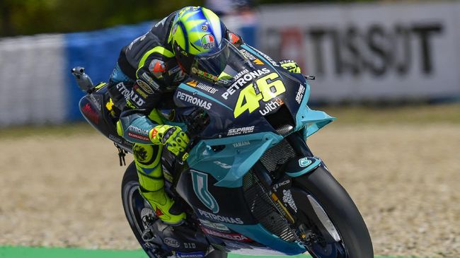 Bila Pensiun, Jangan Harap Bisa Lihat Rossi Lagi di Paddock