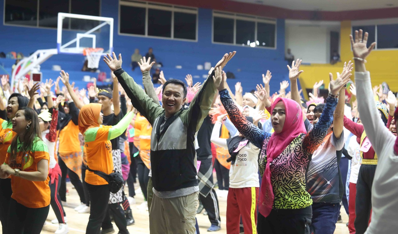 Menpora dan Poco-Poco Tutup IBBAMNAS 2018