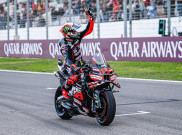 Hasil MotoGP Portugal 2025: Marco Bezzecchi Terdepan Asapi Alex Marquez, Pecco Bagnaia Lagi-lagi Gagal Finis