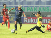 Hasil Liga 1: 10 Pemain Arema FC Tahan Imbang PSM Makassar