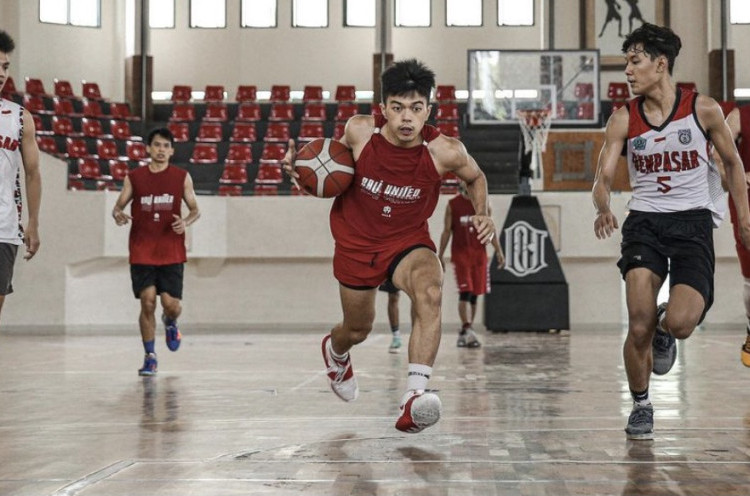 Hampir Bersamaan, Tim Basket dan Sepak Bola Bali United Berangkat ke Jakarta
