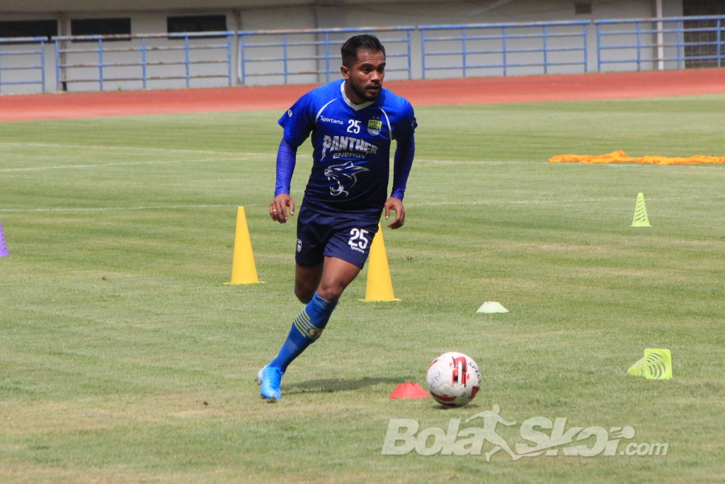 Rindu Terpendam Buat Zulham Zamrun Tolak Klub Liga 1 dan Gabung ke Persib