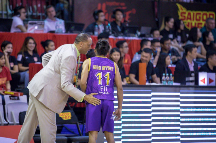 Brian Rowsom Buka Peluang Latih Timnas Basket Indonesia