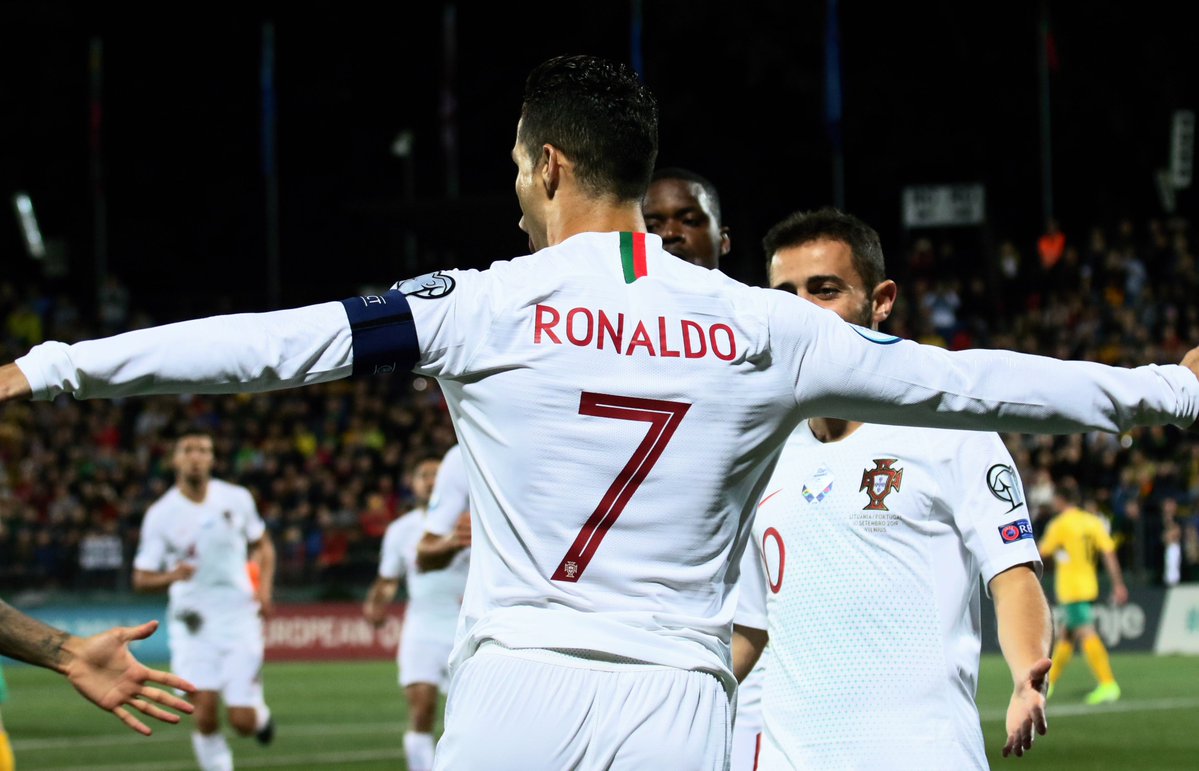 Bersaing dengan Lionel Messi Bikin Cristiano Ronaldo Lebih Baik