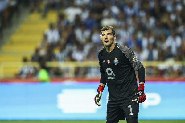 Iker Casillas Catat Sejarah Liga Champions