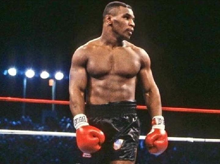 Umumkan Lawan, Mike Tyson Resmi Kembali Naik Ring