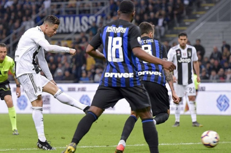 Derby d'Italia Ditunda: Juventus Untung, Inter Milan Buntung
