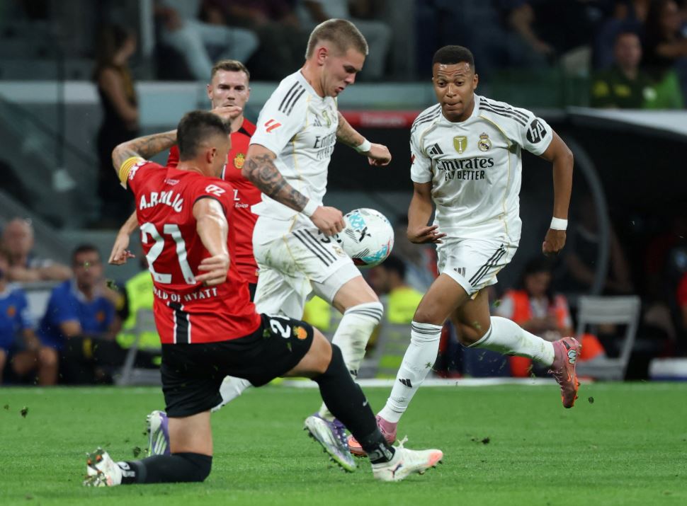 5 Pemuda Berbakat yang Siap Mengguncang Panggung Liga Champions 2025-2026