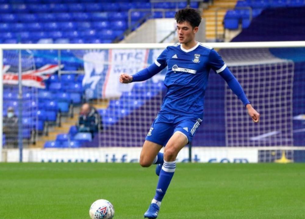 Syarat bagi Leeds dan West Ham untuk Dapatkan Elkan Baggott