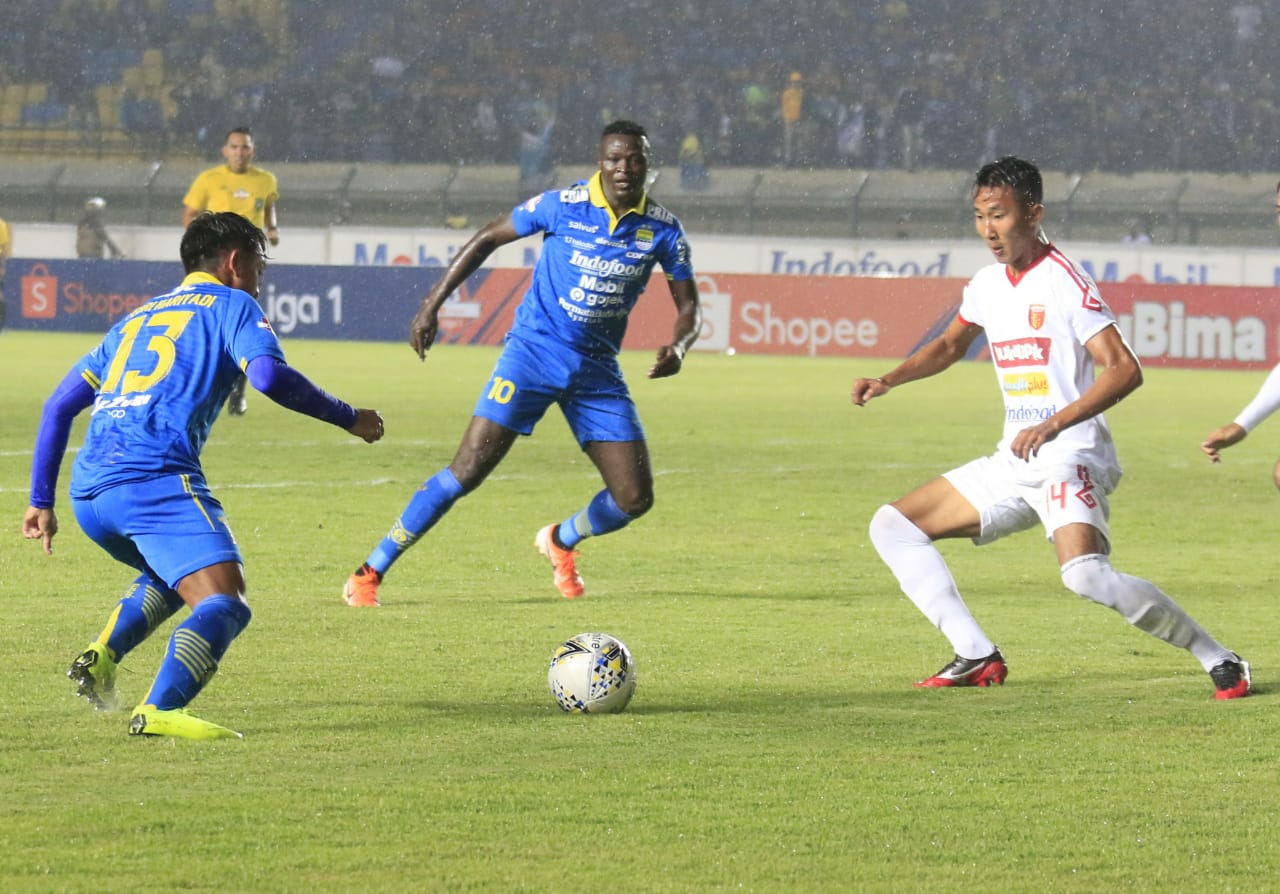 Apresiasi Robert Alberts untuk Skuat Persib Usai Kalahkan Badak Lampung 4-0