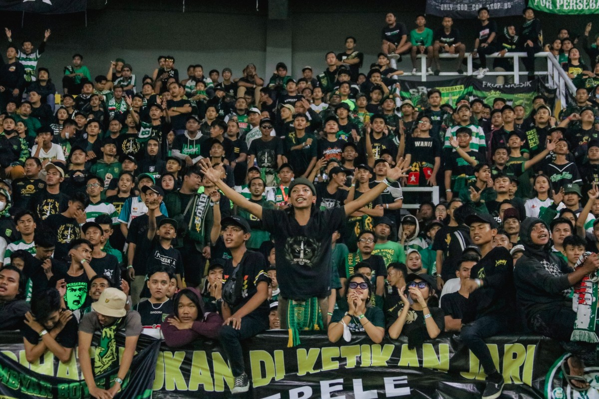 Karhutla Meluas, Bonek Kampanyekan Misi Mulia: One Man One Mask!