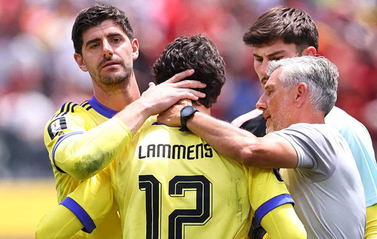 Buat Blunder Fatal Berujung Kekalahan Belgia, Senne Lammens Dapat Wejangan dari Legenda Spanyol