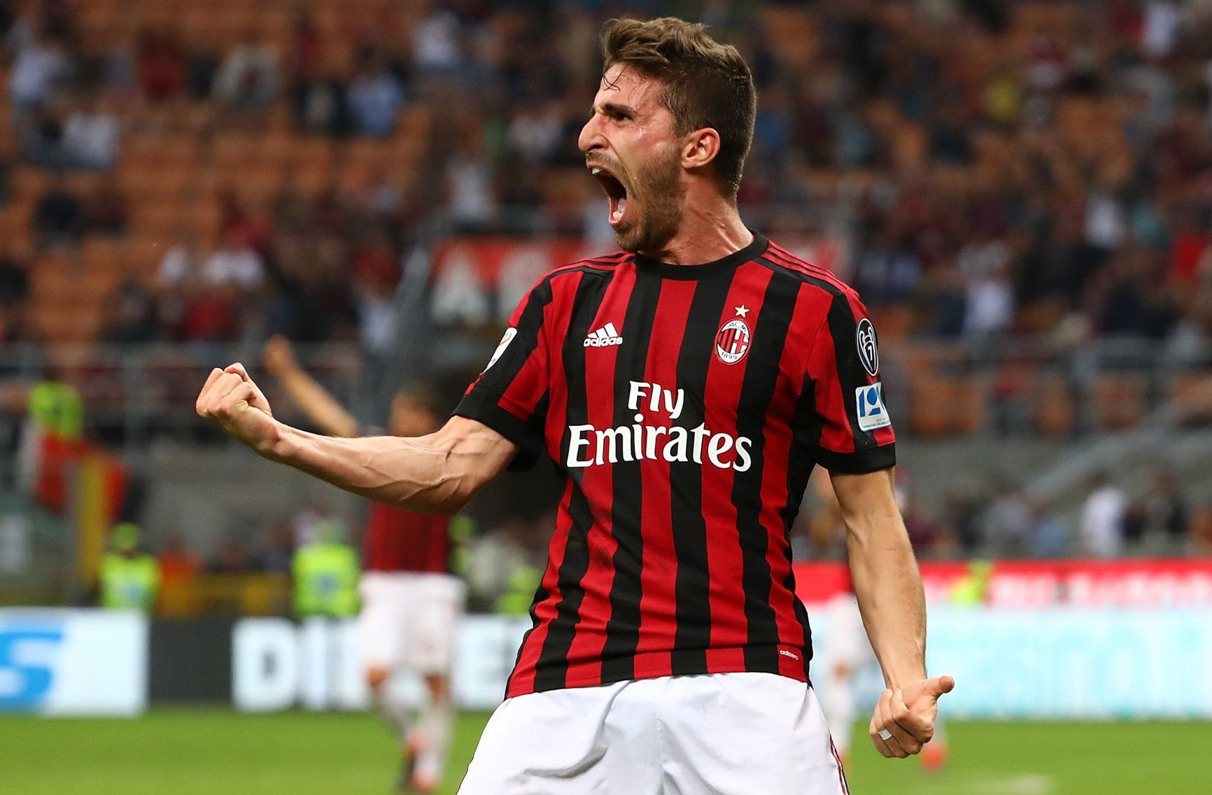 Eks Penyerang AC Milan dan Liverpool Digaet Klub Milik Gary Neville dan David Beckham