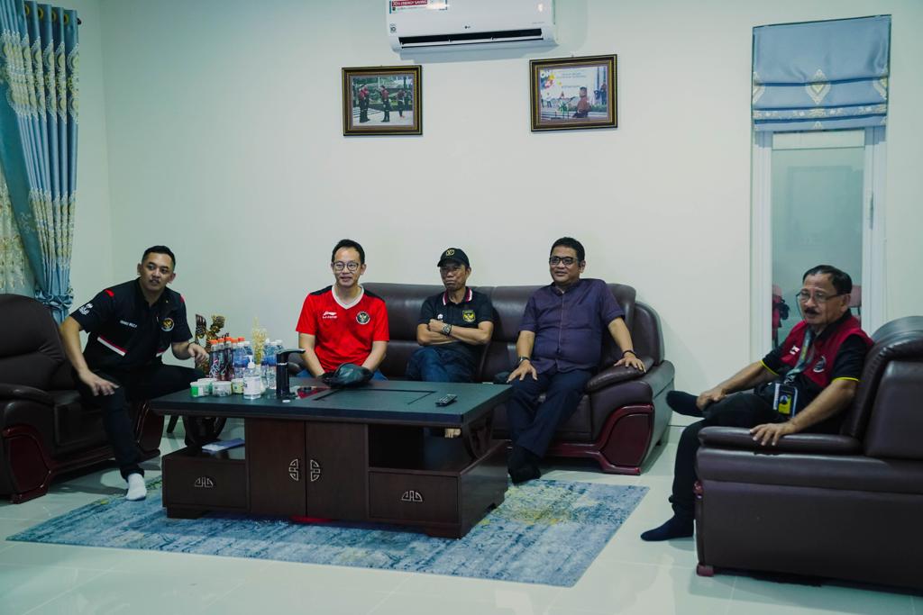 Kunjungi Rumah Indonesia, PSSI Apresiasi Inisiasi CdM Lexyndo Hakim