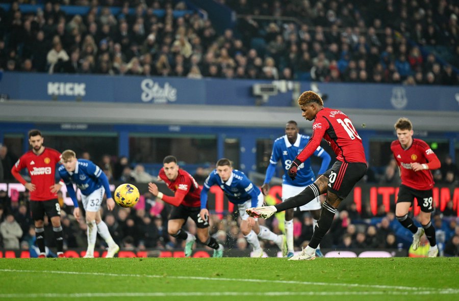 Everton 0-3 Manchester United: Dominasi The Red Devils Terjaga