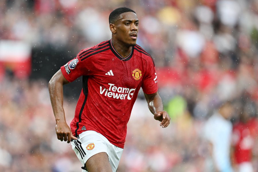Jadon Sancho Bermasalah, Anthony Martial Semakin Langgeng di Manchester United