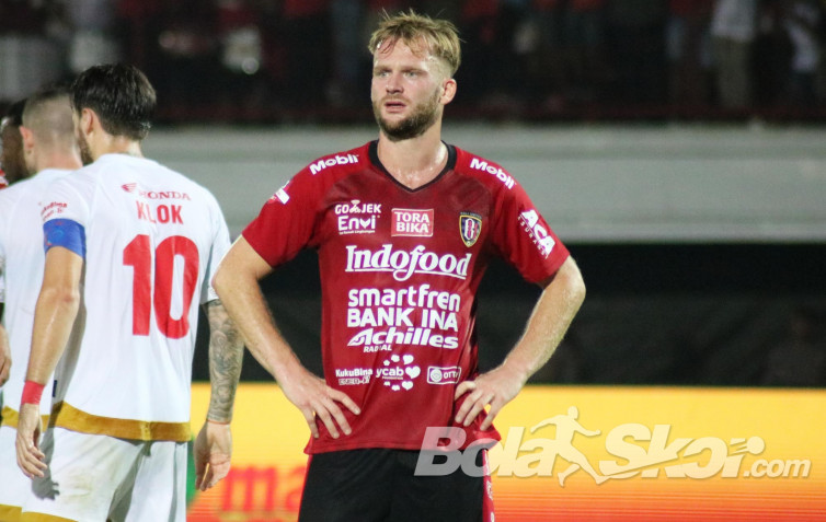 Klub Belanda Tertarik Datangkan Melvin Platje dari Bali United