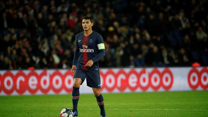 Thiago Silva Minta Brasil Perketat Pencegahan Penyebaran Virus Corona