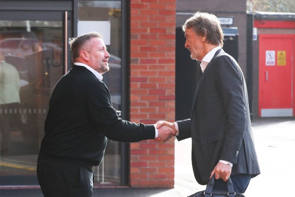 Revolusi Man United di Era Ratcliffe: Arnold Mundur, Klub Bidik Blanc dan Mitchell