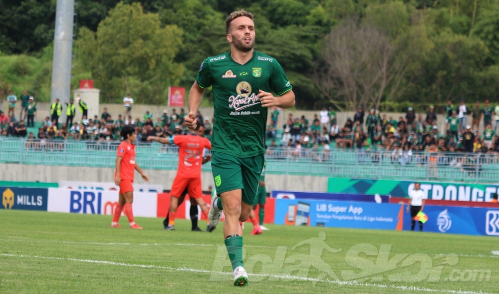 Aji Santoso Manfaatkan Mantan PSS di Persebaya untuk Cari Bocoran