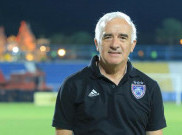 Ketika Acara Sosial Jadi Perkenalan Pelatih Baru Persib