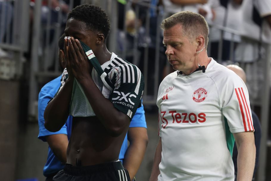 Kobbie Mainoo Cedera, Manchester United Kian Gencar Buru Gelandang Baru