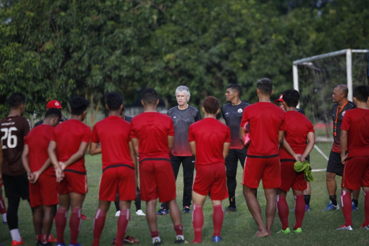 Skuat Persija Jakarta Masih Cari Karakter Permainan