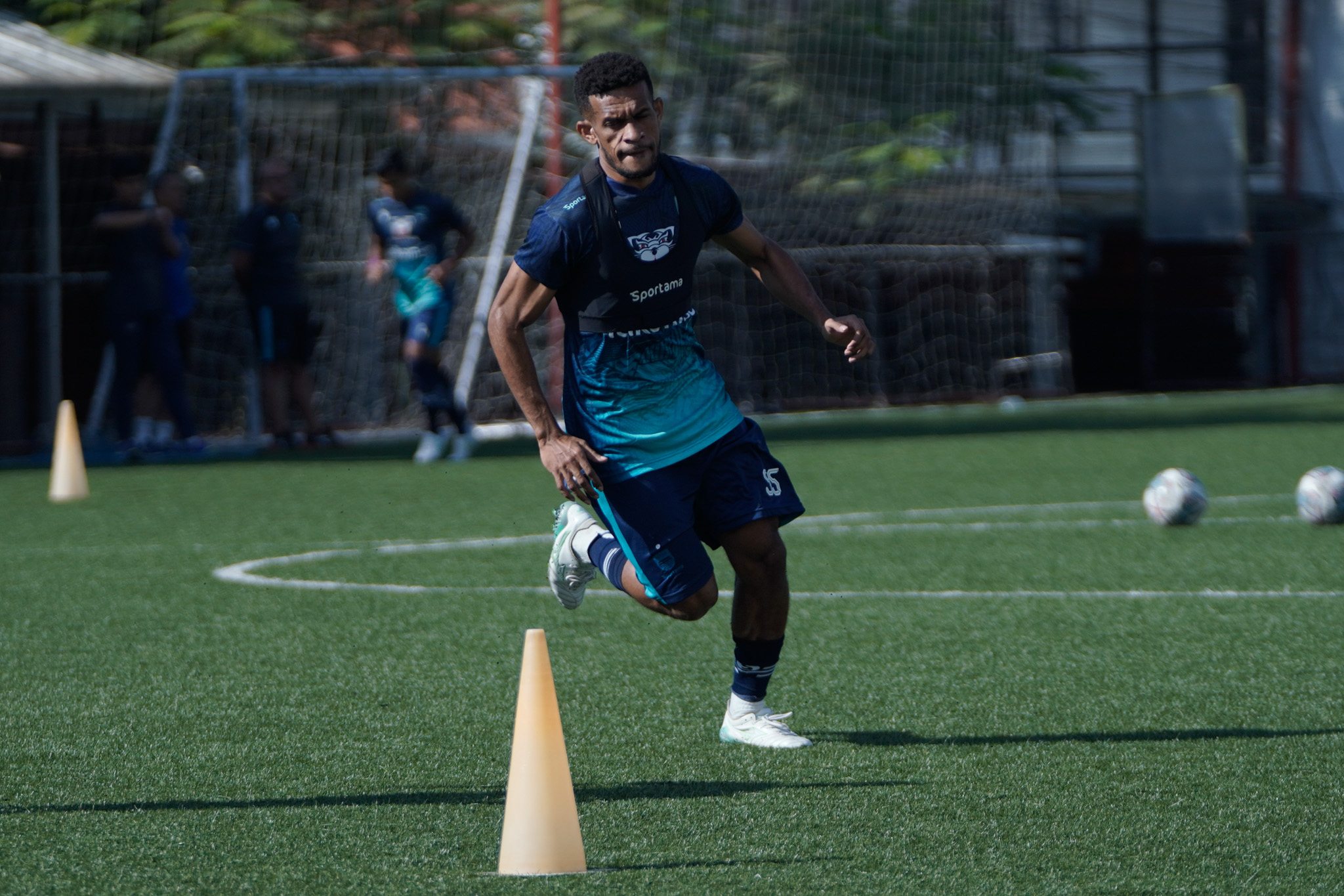 Ricky Kambuaya Tak Merasa Asing di Persib