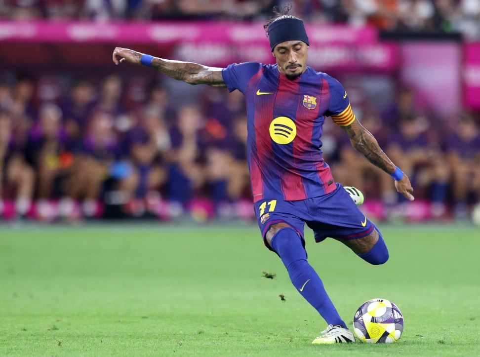Raphinha Tak Takut Bersaing dengan Marcus Rashford di Barcelona