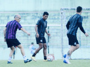 Arema FC Terus Dengungkan Semangat Bangkit