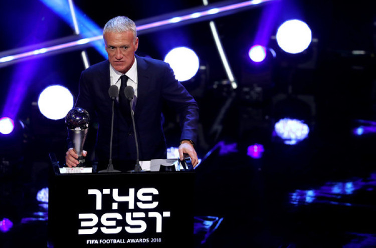 Didier Deschamps Kalahkan Zinedine Zidane dalam FIFA Best Coach 2018