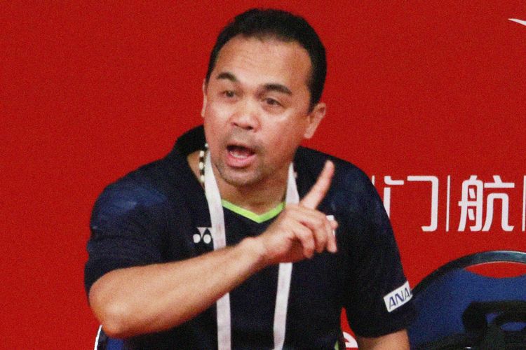 PBSI Tunjuk Rionny Mainaky Sebagai Pelatih Tunggal Putri