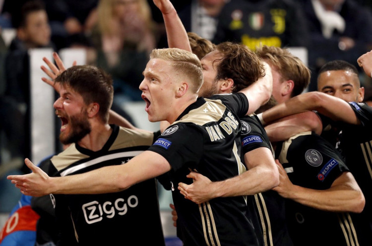Total Football 2.0 yang Mengubah Ajax Menjadi Pembunuh Raksasa