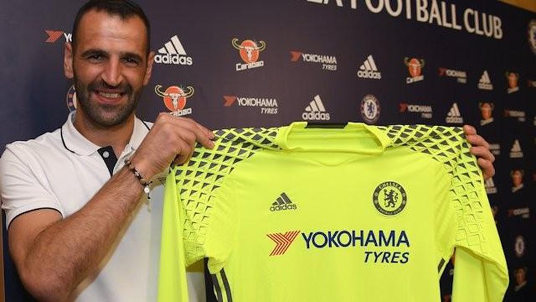 Resmi Eduardo Gabung Chelsea