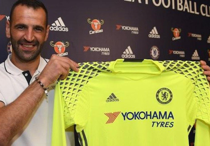 Resmi Eduardo Gabung Chelsea