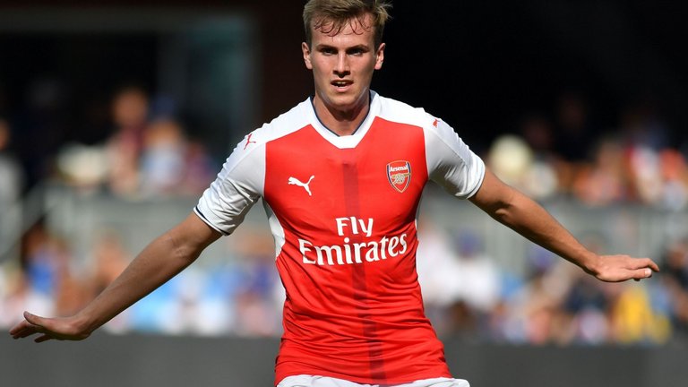 Arsenal Akan Lepaskan Holding?
