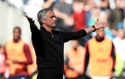 Pecat Jose Mourinho Akan Jadi Aib untuk Manchester United