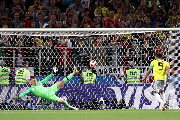Botol Minum Jadi Rahasia Jordan Pickford Tepis Penalti Kolombia