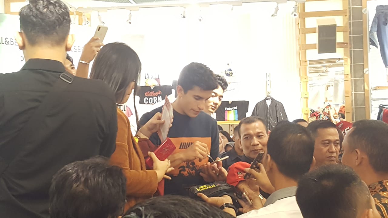 Marquez Bercerita Tentang Juara Dunia MotoGP 2018 kepada Penggemar di Indonesia