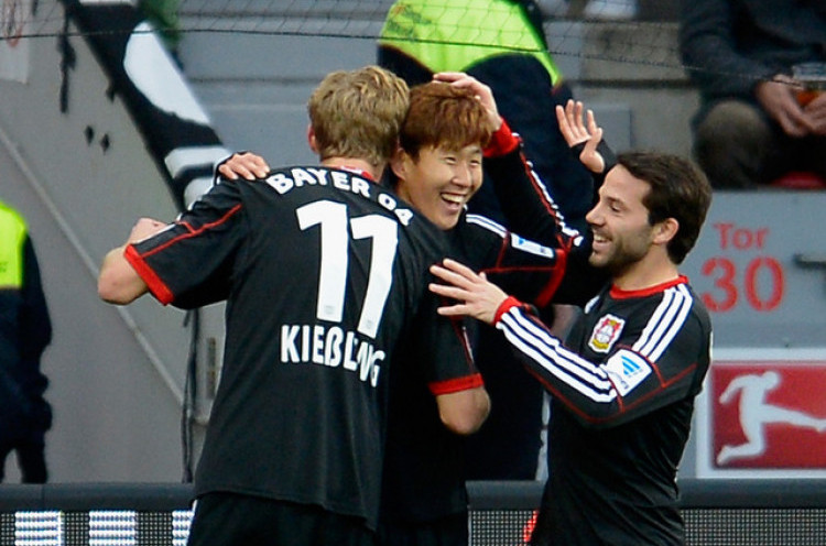 Tri Gol Heung Min Son Bawa Leverkusen Menang